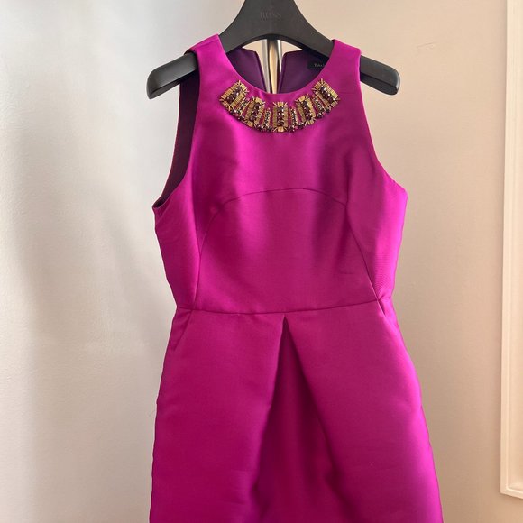 Dress Tara Jarmon EU size 40, US 6-8 - Picture 1 of 8